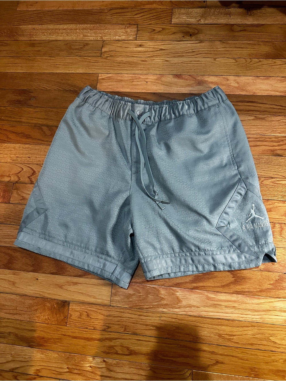 Nike Air Jordan X A Ma Maniere Gray 365 Diamond Shorts Medium